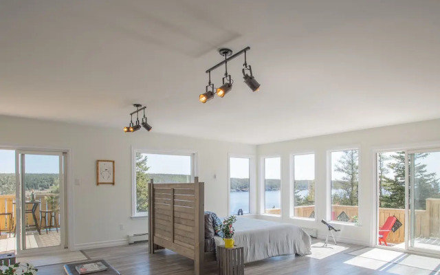 Whale House Guest House