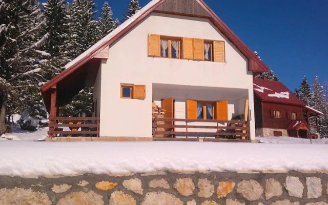 Guest House Nela