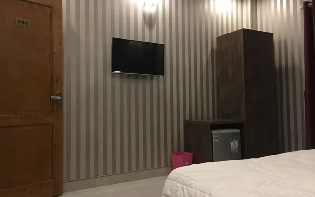The Sun Hotel