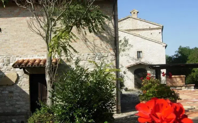 Casale Torre del Sasso
