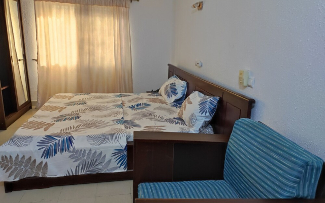 Amazing Grace Hotel