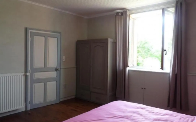 Gîte Saint-Étienne-de-Vicq, 3 pièces, 4 personnes - FR-1-489-275