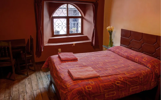 Catama Inn Hotel