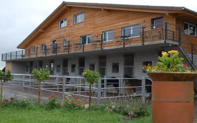 Horsehillcenter