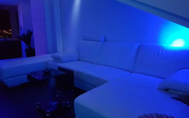 Jacuzzi Studio Apartment