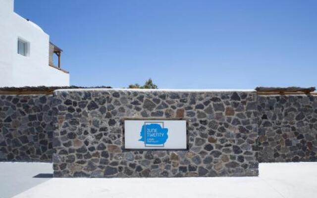 Отель June Twenty Suites Греция, Остров Санторини - отзывы, цены и фото номеров - забронировать отель June Twenty Suites онлайн вид на фасад