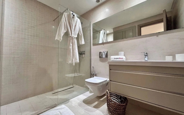 Malachite Elegance & Comfort in Sidi Daoud