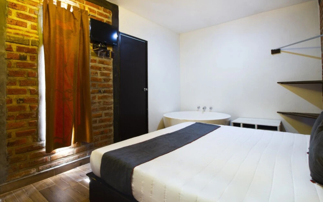 Hotel Cabañas Azul Tequilana