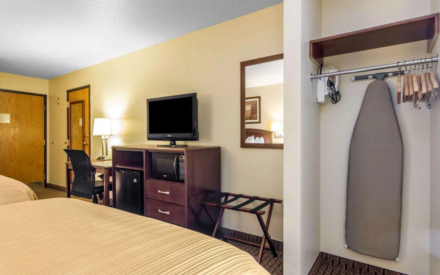 Quality Inn La Crosse North