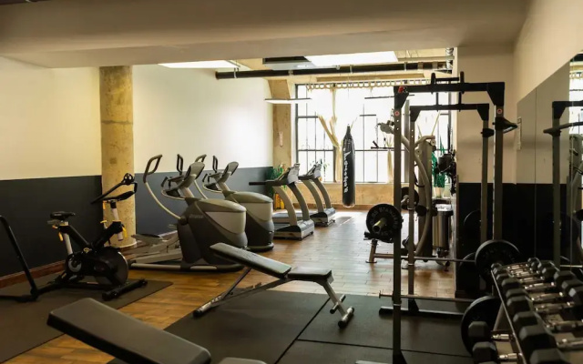 Sosuite Studio w W/d, Gym, On-site Restaurant