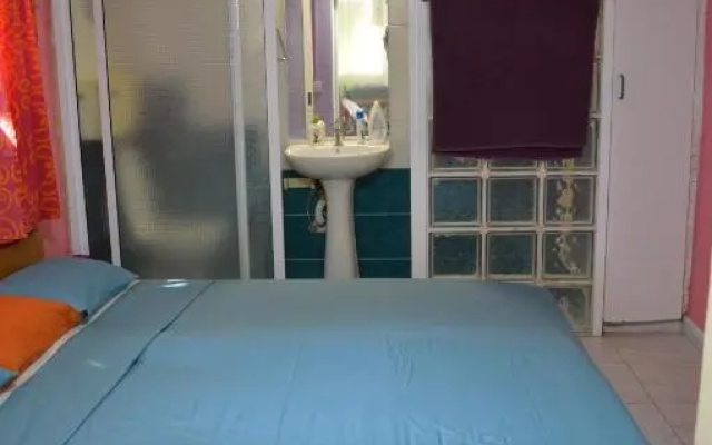 Miltos Apartment