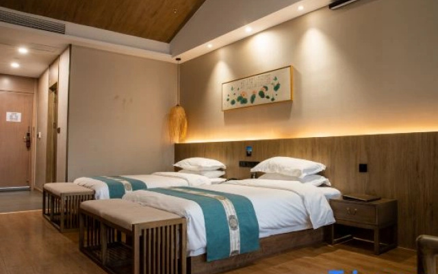 Yancheng Tangfeng jingshe Hotel