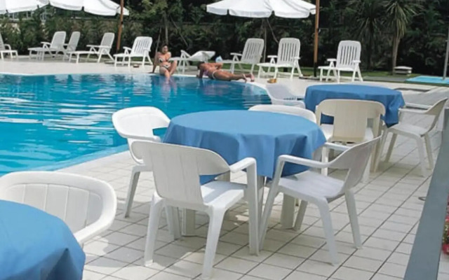 Sea Palace Hotel