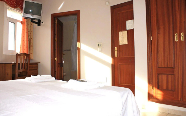 Hostal Carlos 2