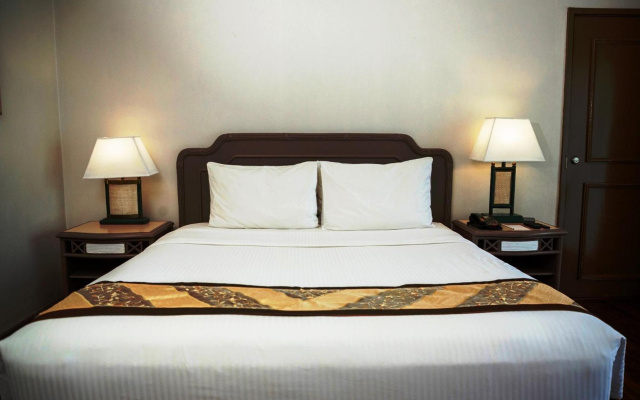 Waterfront Insular Hotel Davao