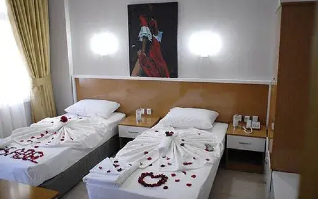 Isabel Hotel