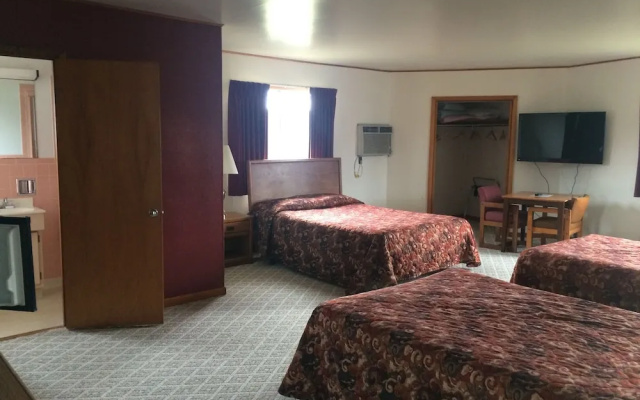 The Alpine Lodge