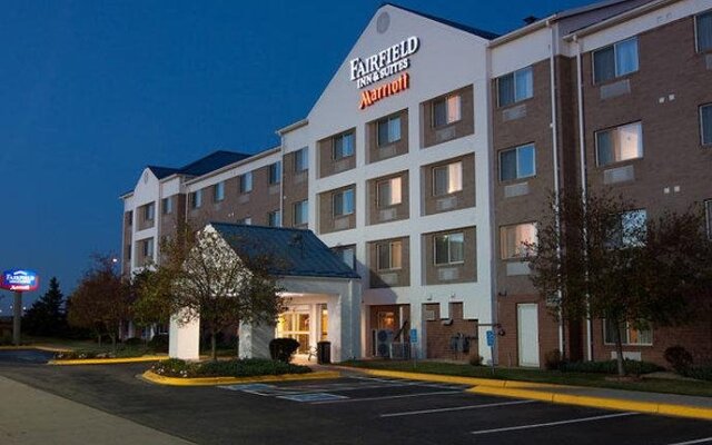 Отель Fairfield Inn & Suites by Marriott Minneapolis Bloomington/Mall of America США, Блумингтон - отзывы, цены и фото номеров - забронировать отель Fairfield Inn & Suites by Marriott Minneapolis Bloomington/Mall of America онлайн вид на фасад