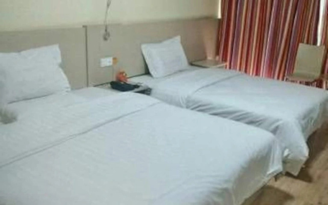 7Days Inn Qingdao Huangdao District Lianghe Road Haishui Baths