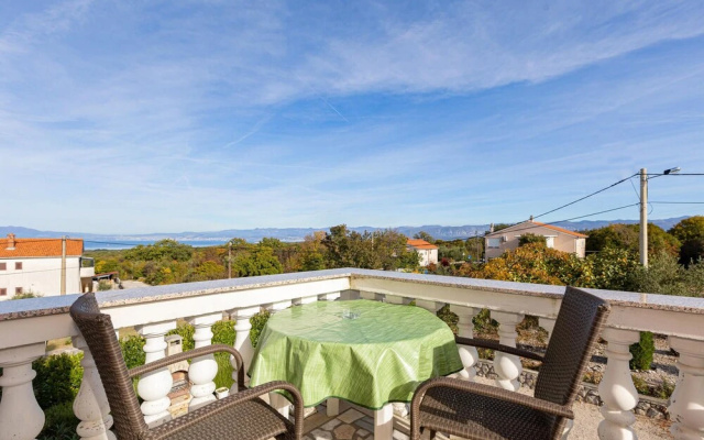 Beautiful Home in Rasopasno With Wifi and 1 Bedrooms