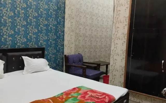 Shri Veni Madhav Hotel by Oyo Rooms
