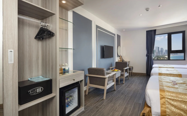 Ruby Luxury Hotel