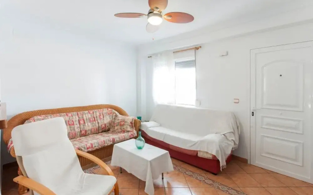 Llam Ntol in Oliva With 3 Bedrooms and 1 Bathrooms