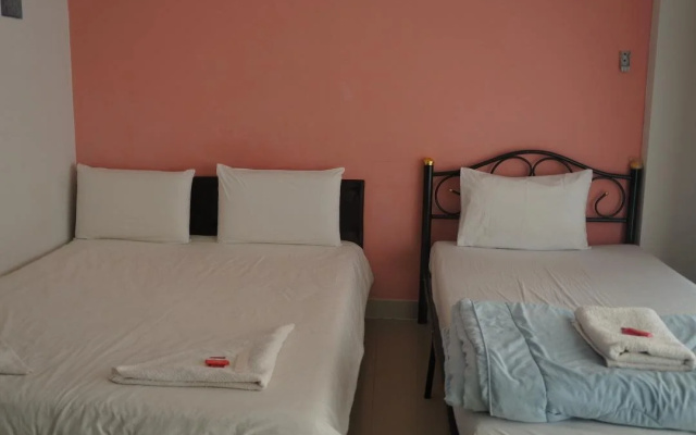 Siriwan Grand Garden Apartment