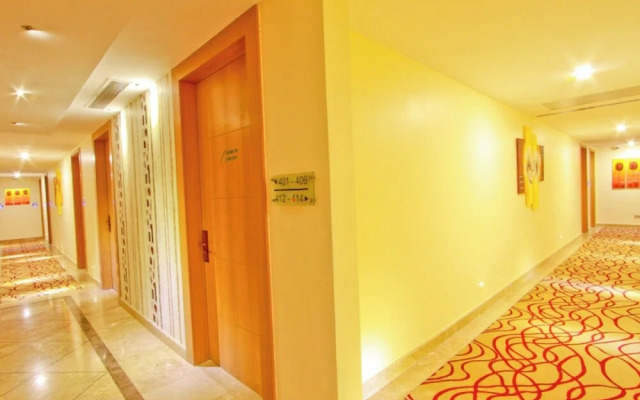 Отель Prideinn Azure Nairobi