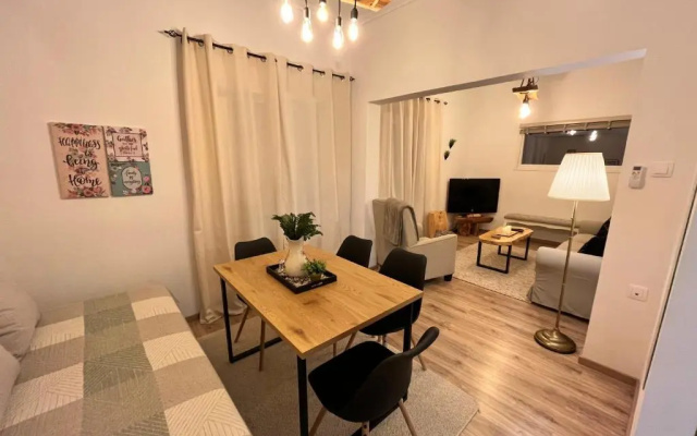 «Έλα…Δάρα» Home