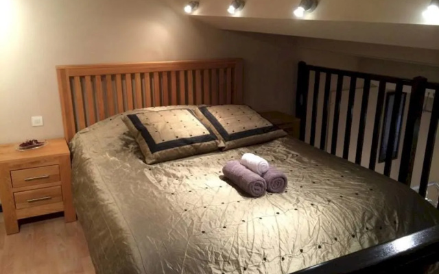 Suites Coronell d'En Vila
