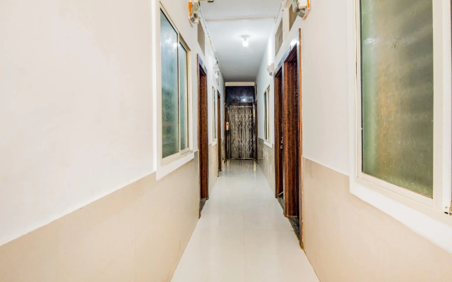 OYO Flagship 64312 Joy Palace Gangadevi nagar