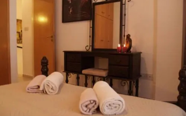 Holiday Home 2 Bedrooms 1 Bathroom - Pernera