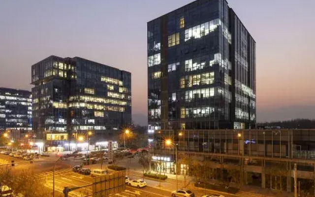 Xana Hotelle Hotel (Beijing Daoxianghu Subway Station)