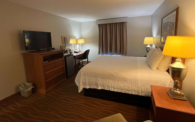 Days Inn & Suites by Wyndham Cuba