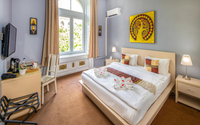 Andrassy Thai Hotel