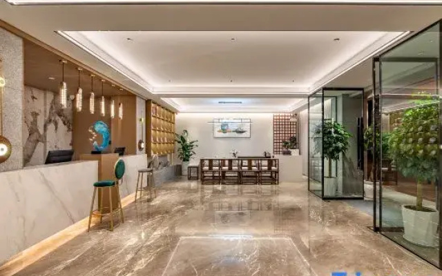 Mengjing Wangjia Hotel (Lancang Bus Station)