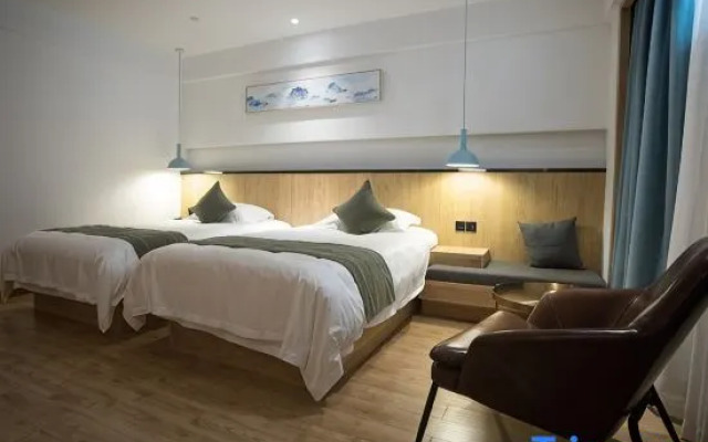 Huzhou city big love hotel