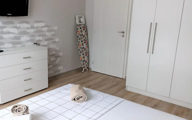 SEA Holisays -4 Rooms Apartment, Burgas, Bulgaria