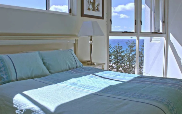 Indigo Blue Beachfront Apartments