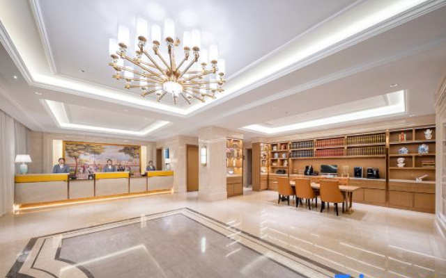 Vienna Classic Hotel (Hohhot Saihan Wanda Plaza Branch)