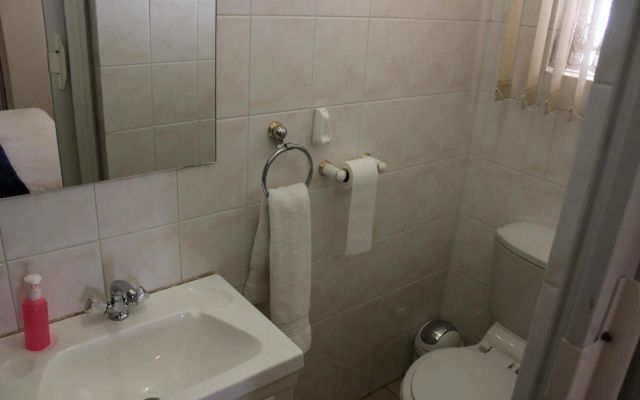 Bara Guesthouse