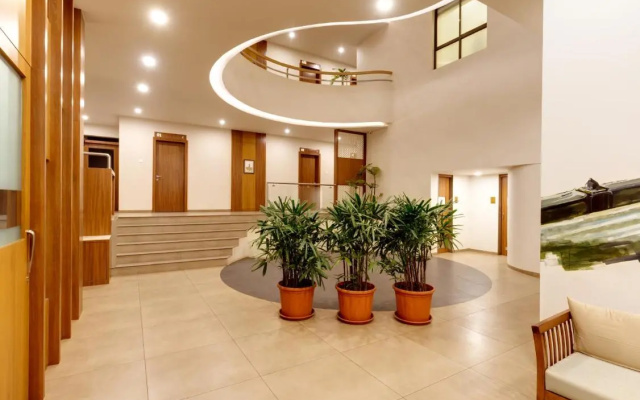 Hotel Classic Mid Town , Kolhapur