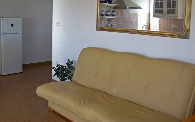 Lovely Apartment No.1 in Liznjan