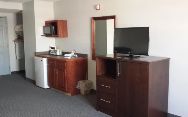 GrandStay Hotel & Suites Hastings