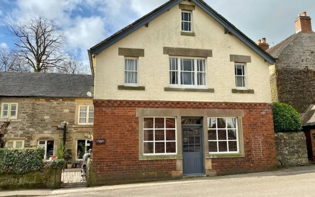 Lovely, Pet-friendly, 4-bed House in Hognaston