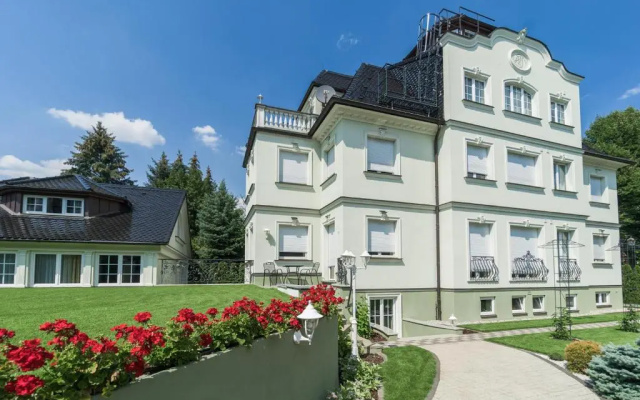 Villa am Waldschlößchen