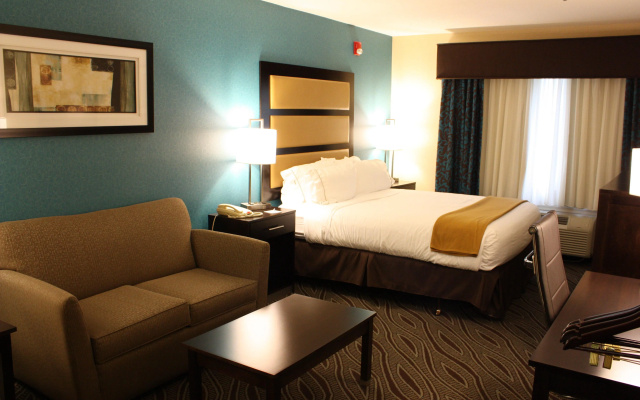 Holiday Inn Express Ludlow by IHG