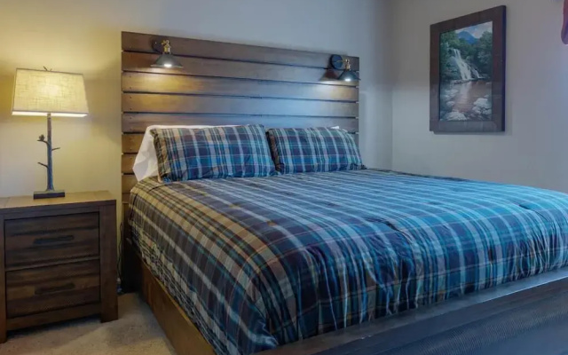 Cedar Lodge 503