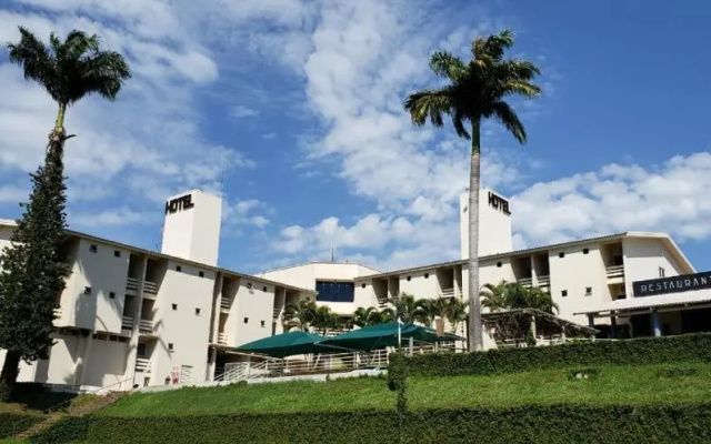 Serranos Park Hotel